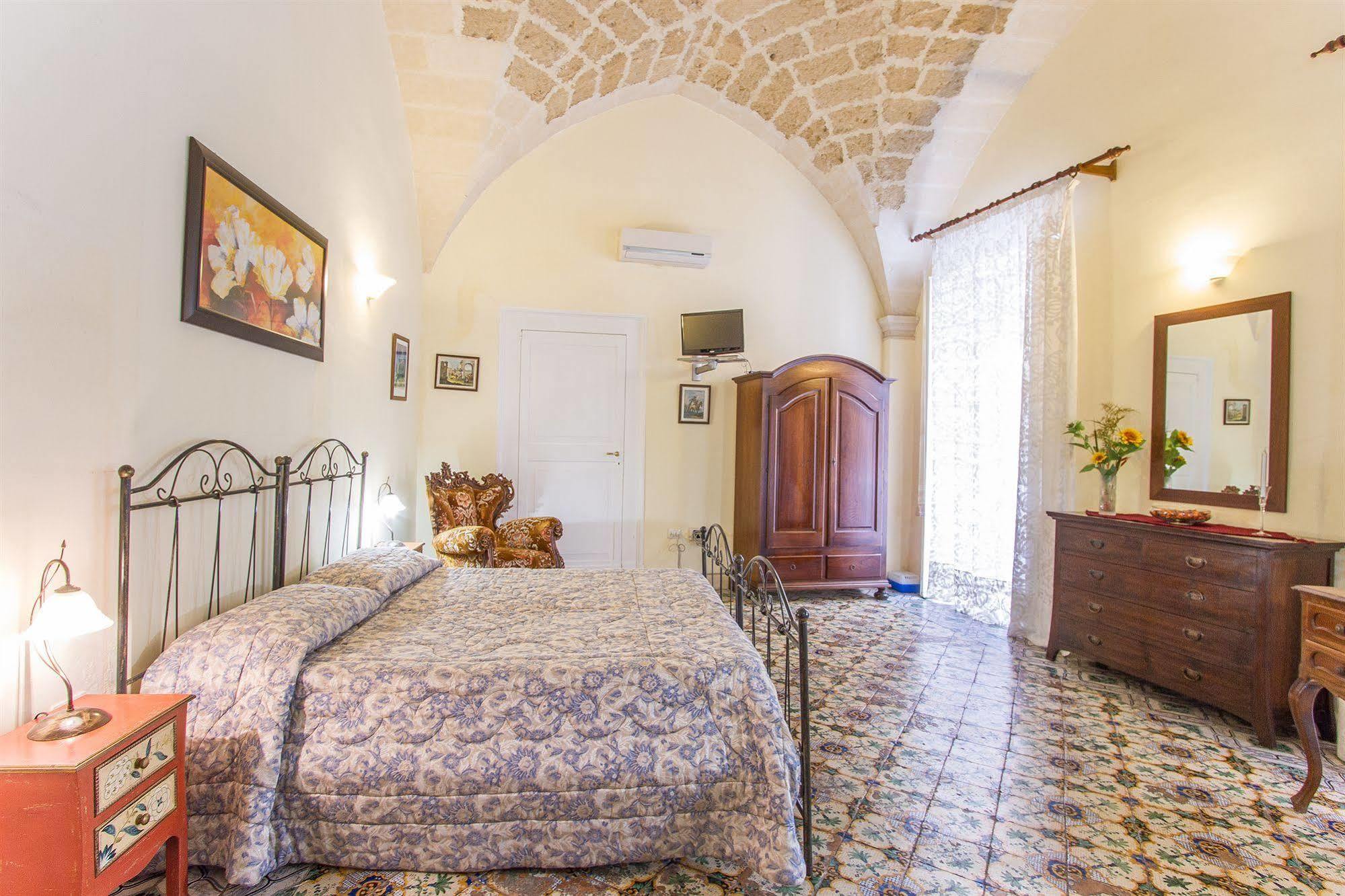 B&B Casa Li Santi Lecce Ngoại thất bức ảnh